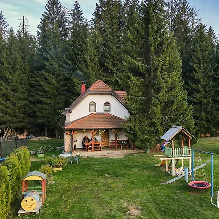 Vikendica Vacation Miki *